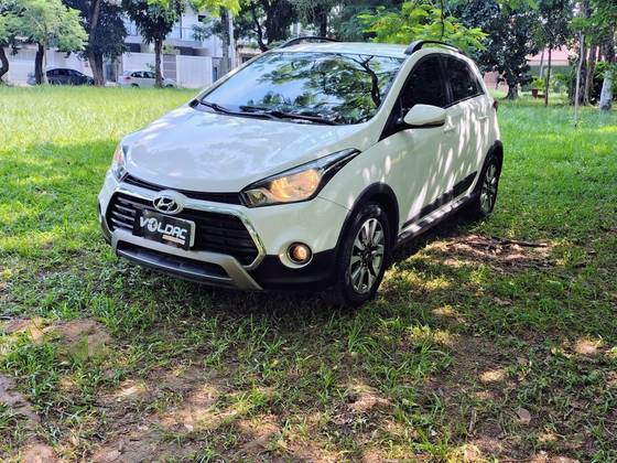HYUNDAI HB20X 1.6 16V STYLE FLEX 4P MANUAL